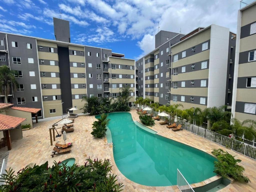 Com Piscina Aquecida E Churrasqueira Apartment